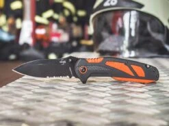 Savior 4 -Magnum Store boeker plus savior 4 01bo323 7 1280x1280